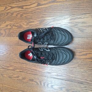 New Balance Men's 442 V2 Team FG Soccer Cleats - Very Good Condition